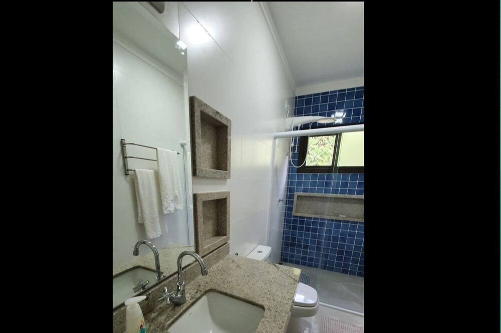 Photo of Bathroom in Monte Alegre do Sul
