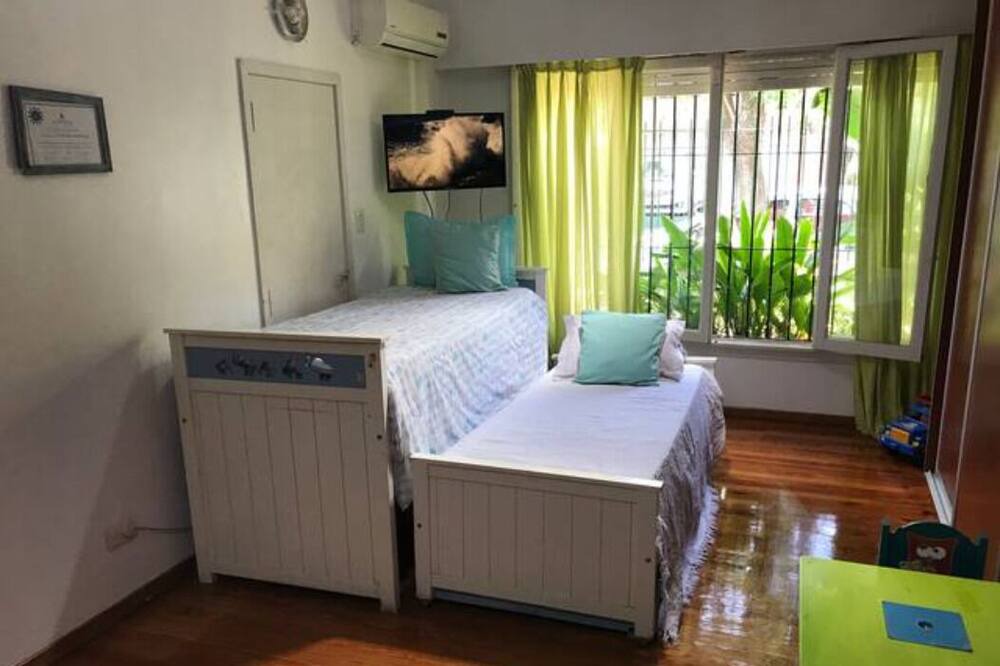 Photo of Bedroom in Martinez
