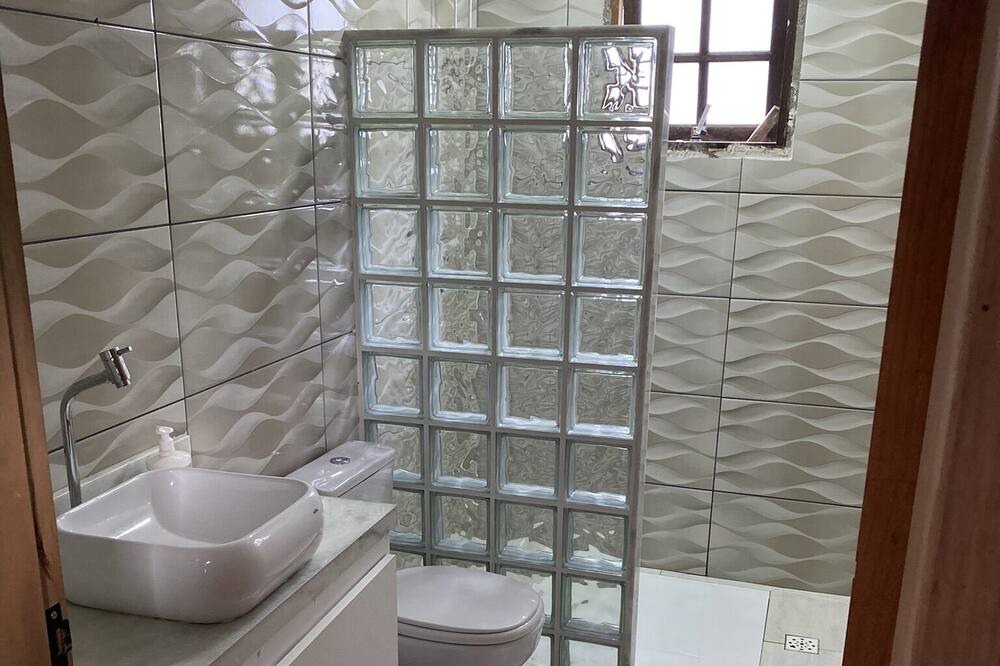 Photo of Bathroom in Sao Lourenco da Serra