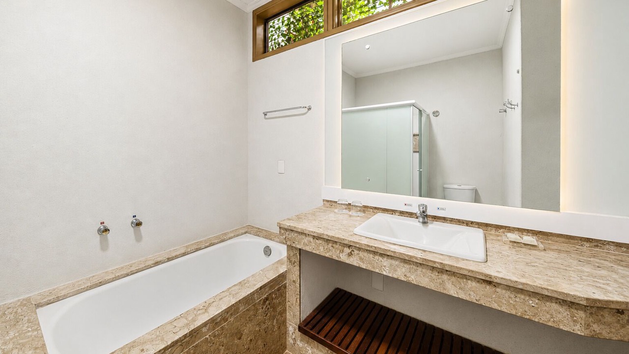 Photo of Bedroom in Lins