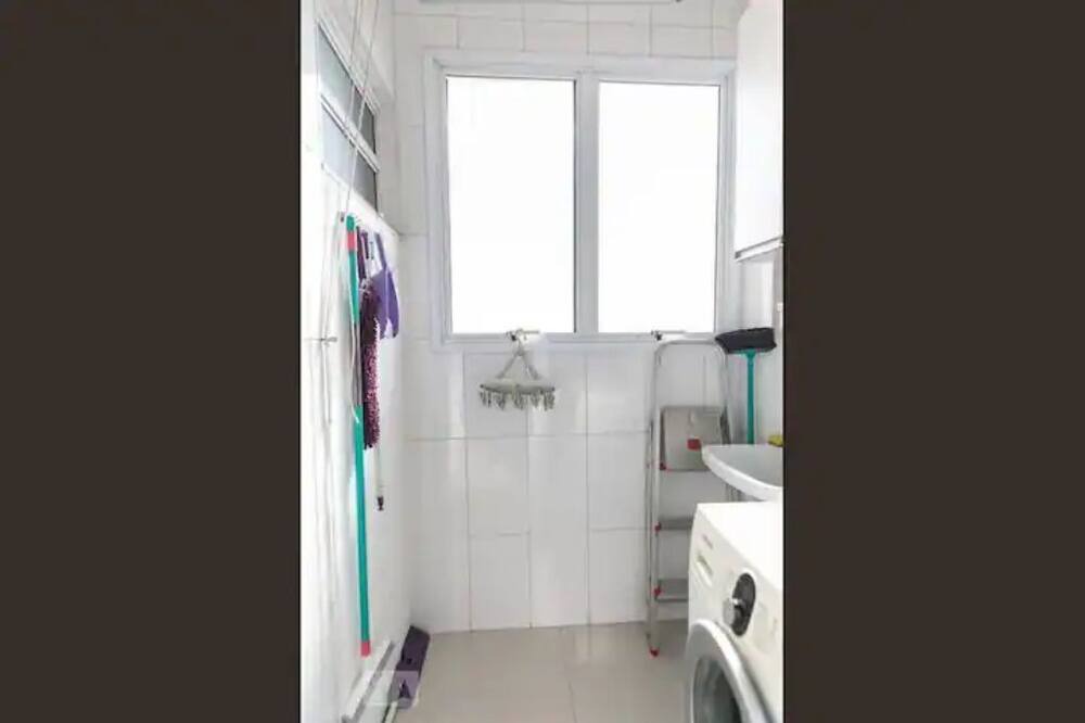 Photo of Bathroom in Embare
