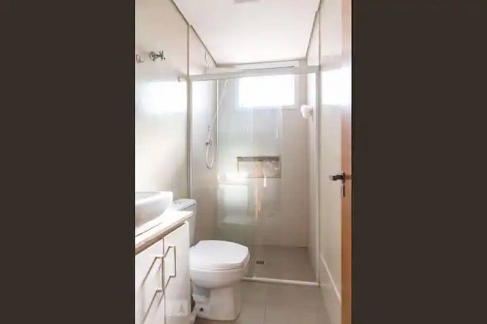 Photo of Bathroom in Embare
