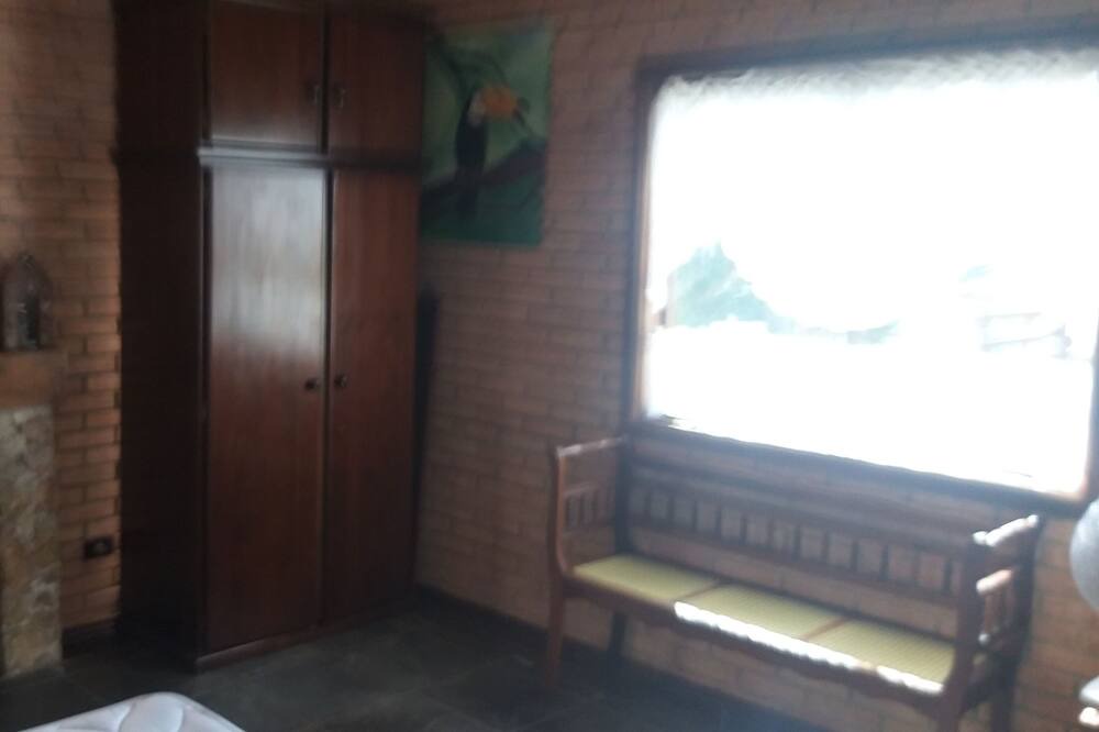 Photo of Livingroom in Ibiuna
