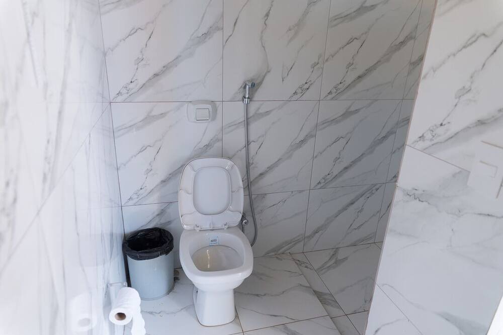 Photo of Bathroom in Martinopolis