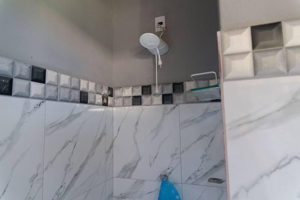 Photo of Bathroom in Martinopolis