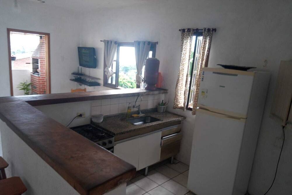 Photo of Kitchen in Itaquanduba
