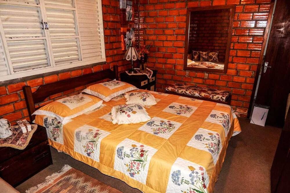 Photo of Bedroom in Mato Queimado