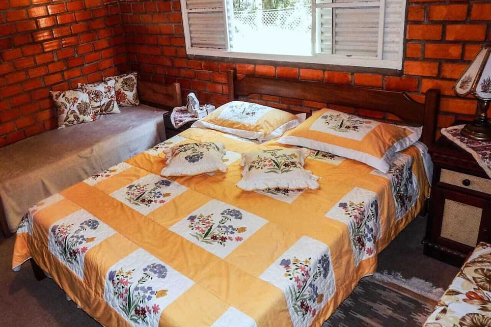 Photo of Bedroom in Mato Queimado