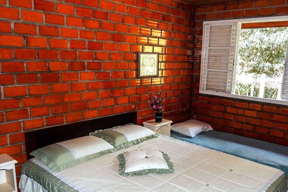 Photo of Bedroom in Mato Queimado