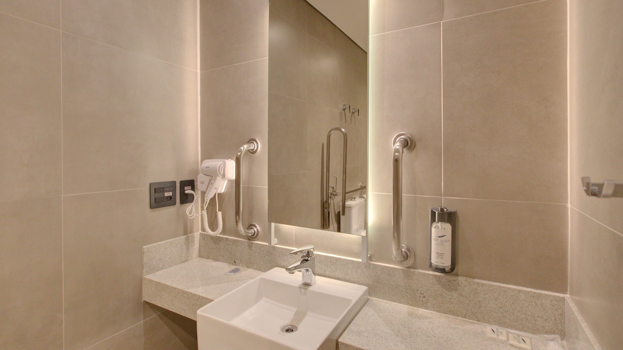 Photo of Bathroom in Aeroporto Internacional Governador Andre Franco Montoro