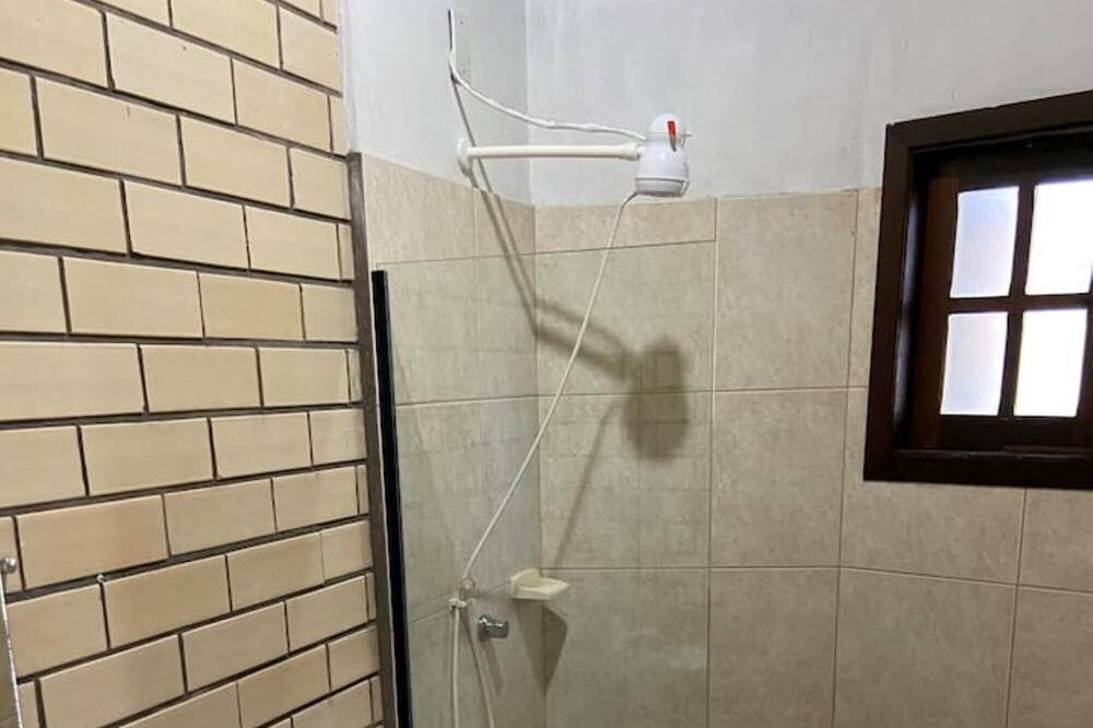 Photo of Bathroom in Torres