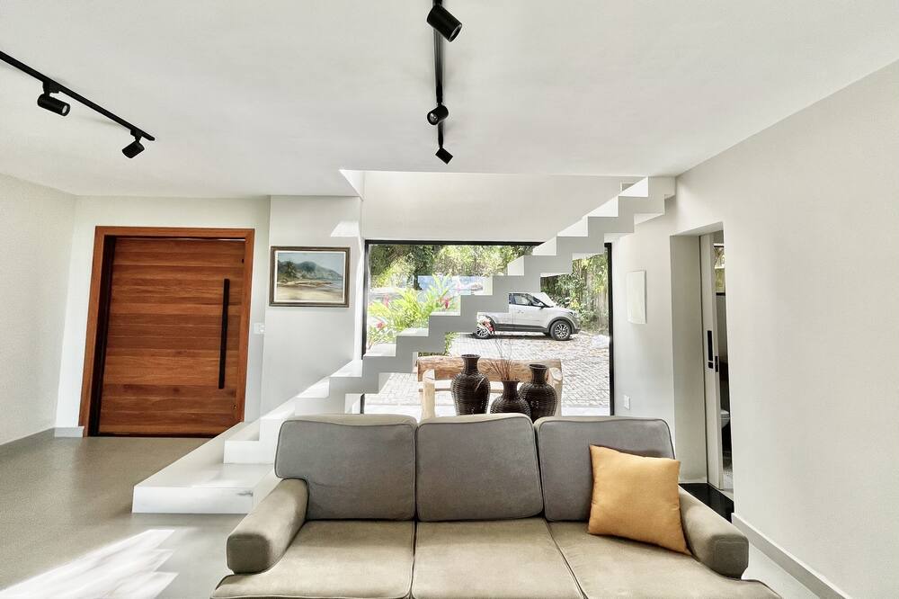 Photo of Livingroom in Pontal da Cruz
