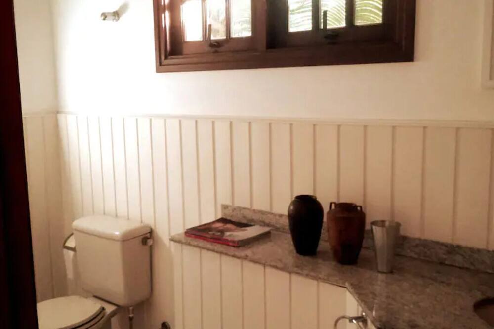 Photo of Bathroom in Chacaras Primavera