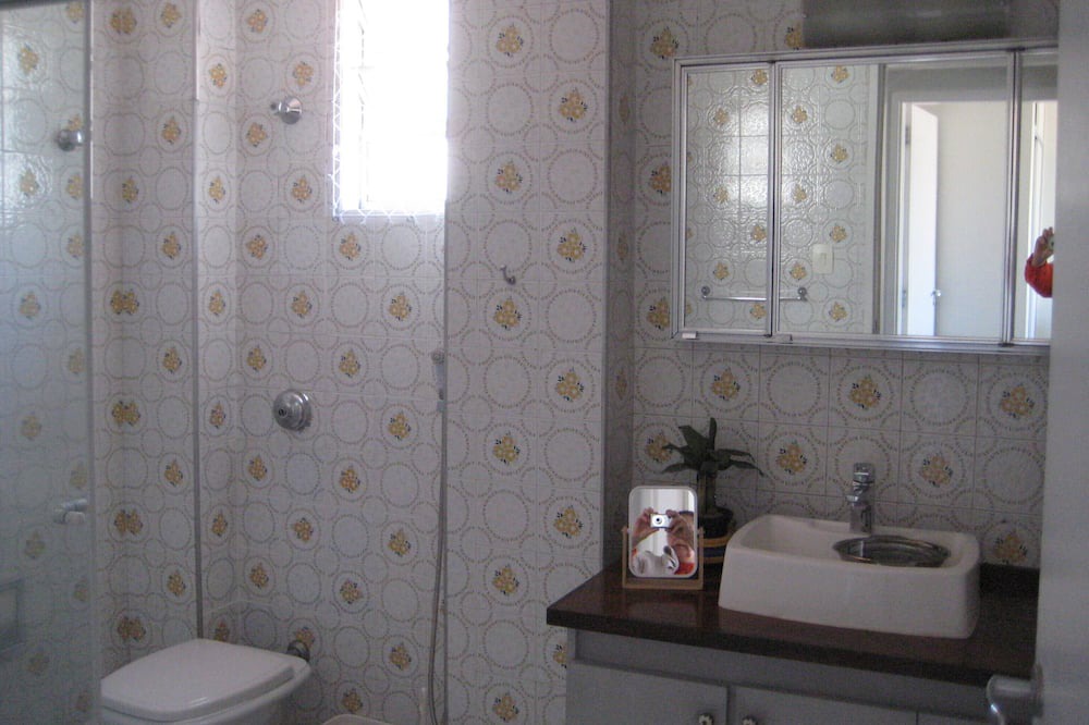Photo of Bathroom in Lapa