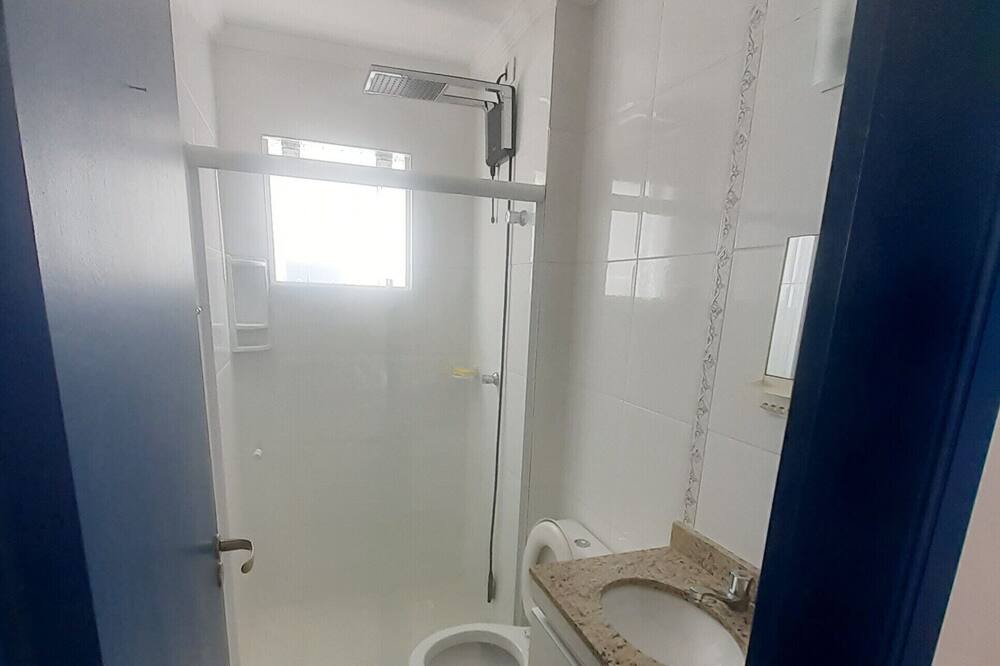 Photo of Bathroom in Praia da Enseada