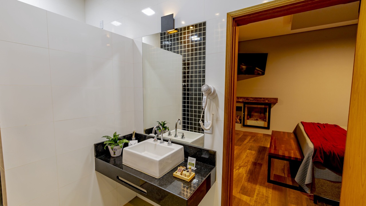 Photo of Bathroom in Patrimonio Sao Sebastiao da Serra