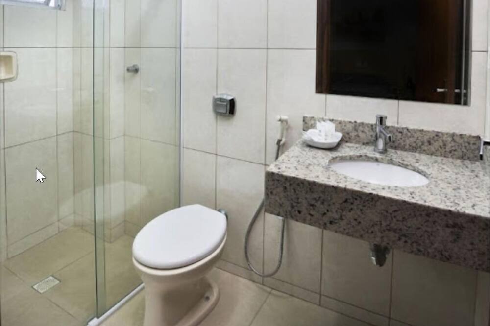 Photo of Bathroom in Paracatu