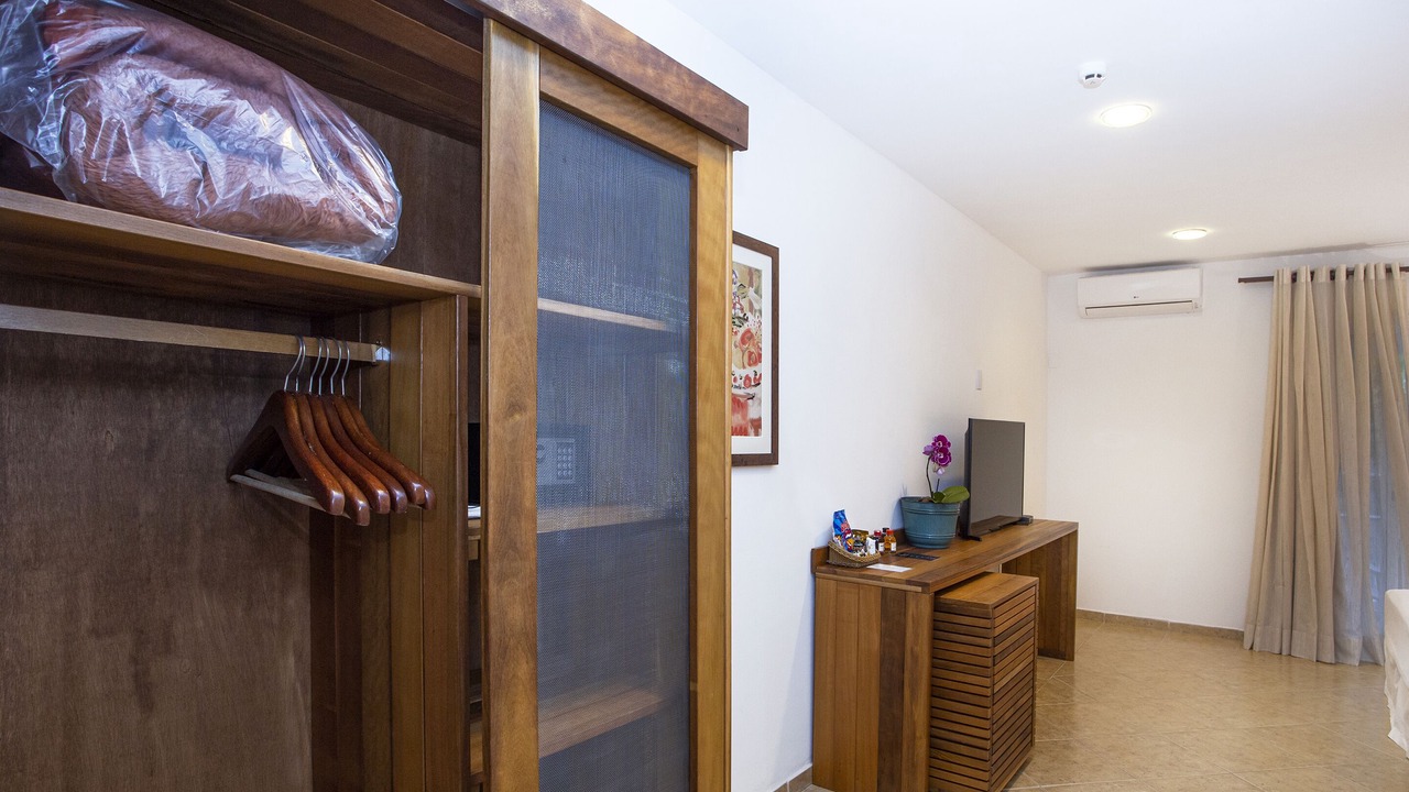 Photo of Bedroom in Praia Mercedes