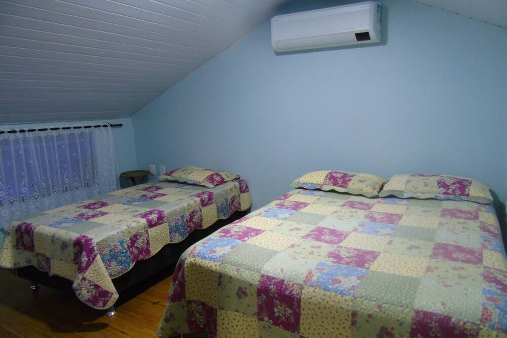 Photo of Bedroom in Ze Amandio