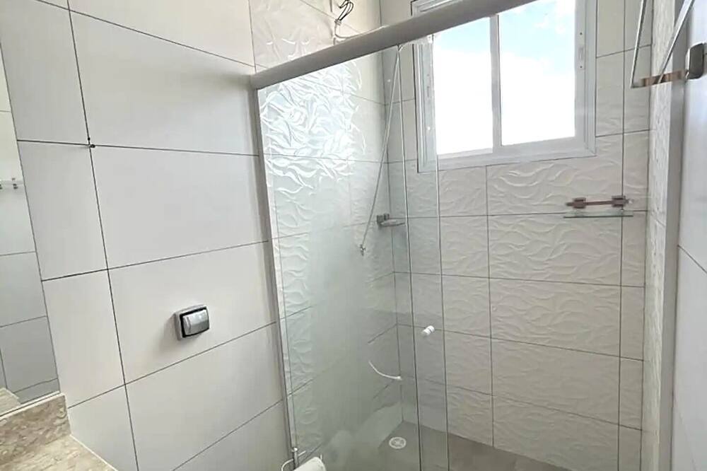 Photo of Bathroom in Pardinho
