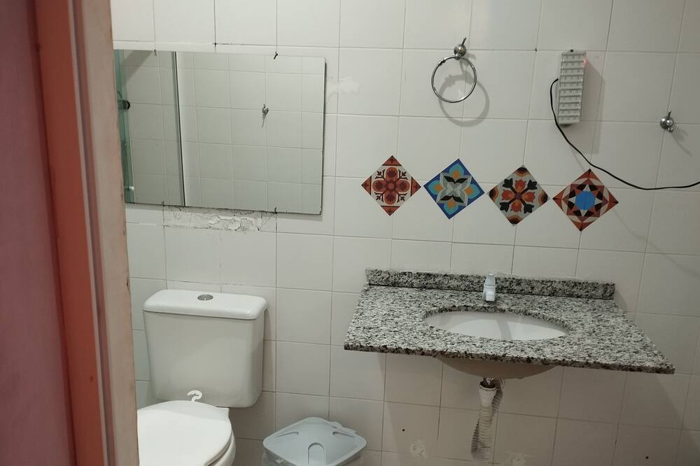 Photo of Bathroom in Igarata