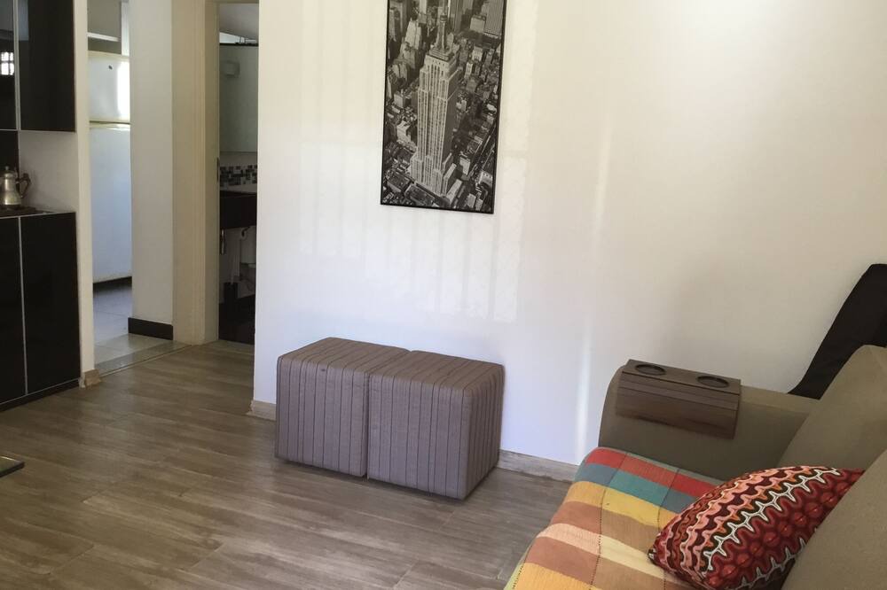 Photo of Livingroom in SHCS
