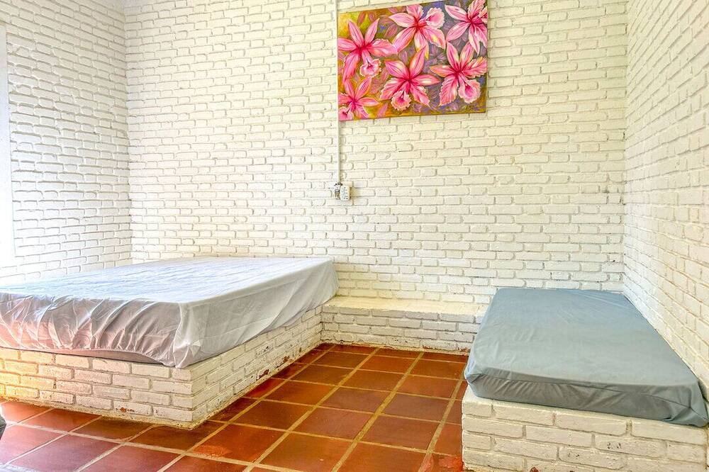 Photo of Bathroom in Holambra