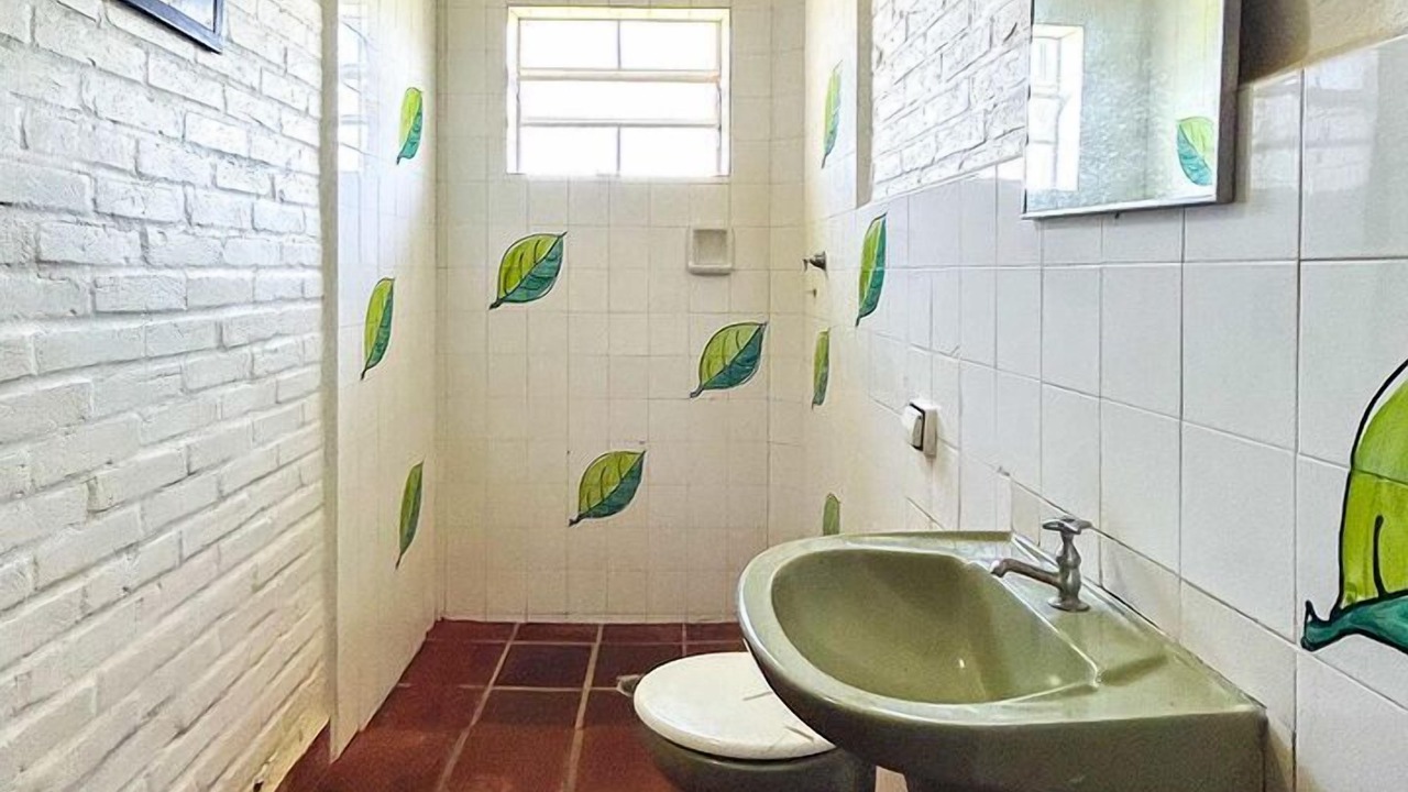 Photo of Bathroom in Seccao A