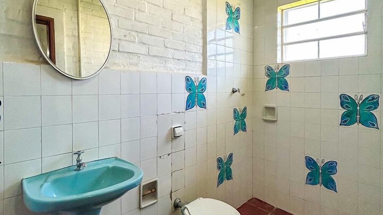 Photo of Bathroom in Seccao A