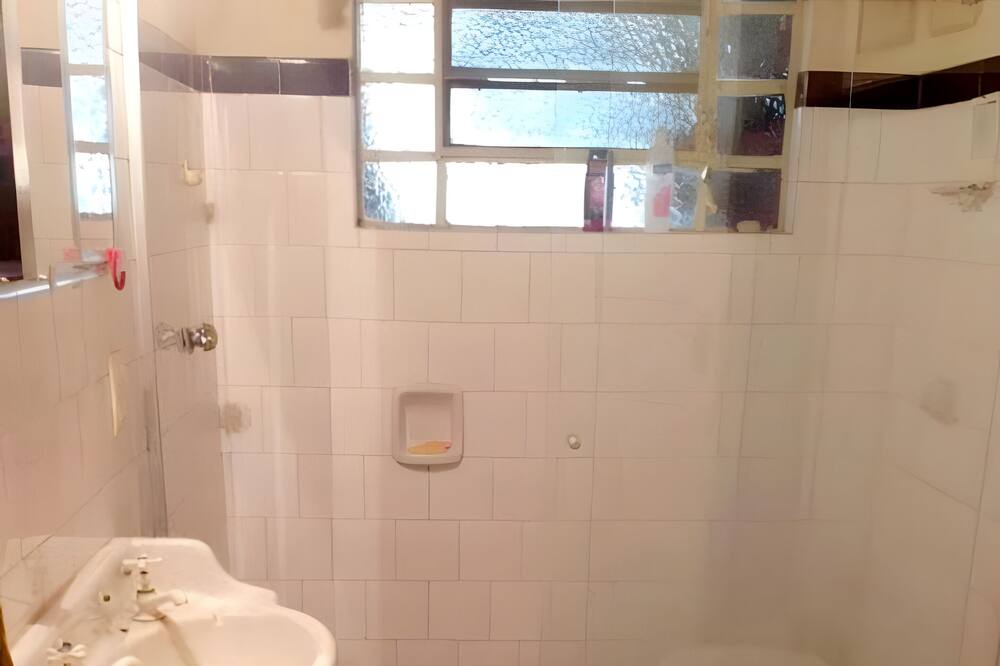 Photo of Bathroom in Embu das Artes