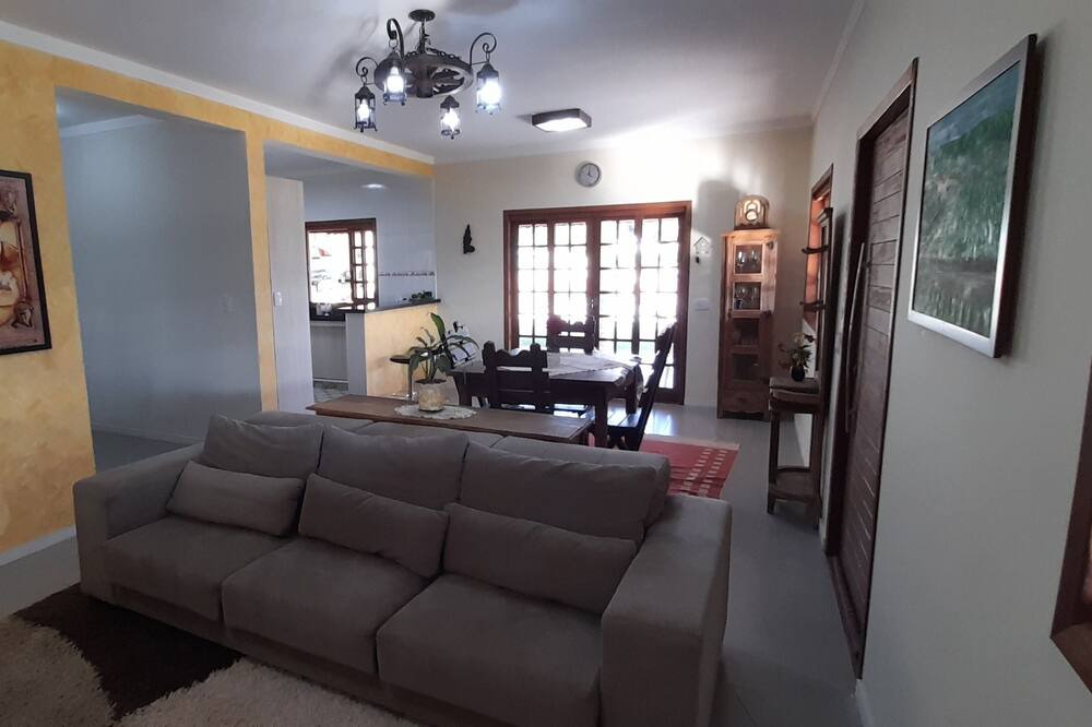 Photo of Livingroom in Salto de Pirapora