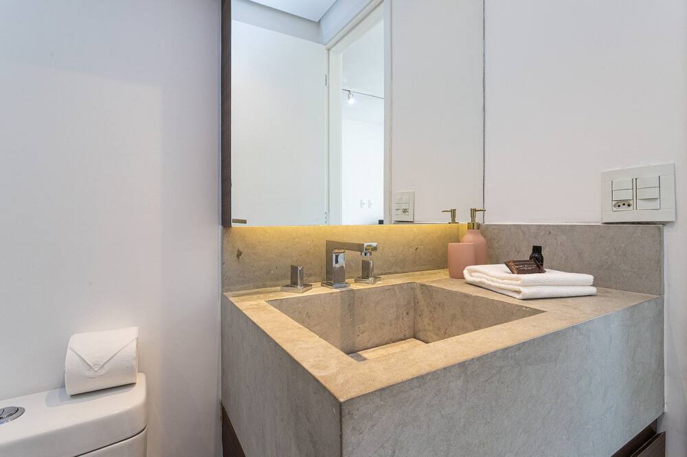Photo of Bathroom in Republica