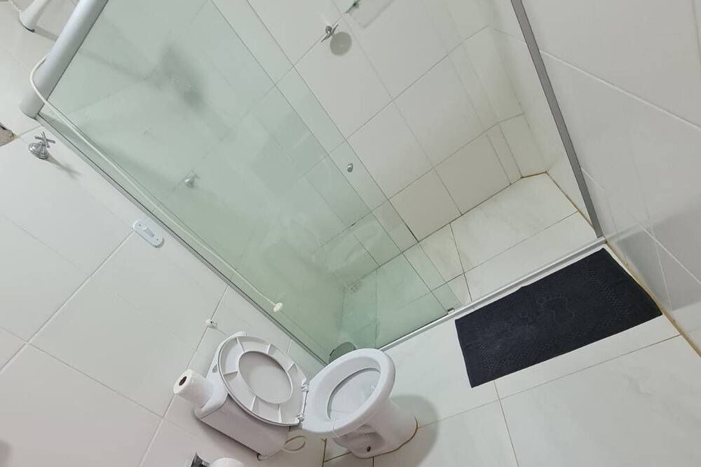 Photo of Bathroom in Praia do Frances