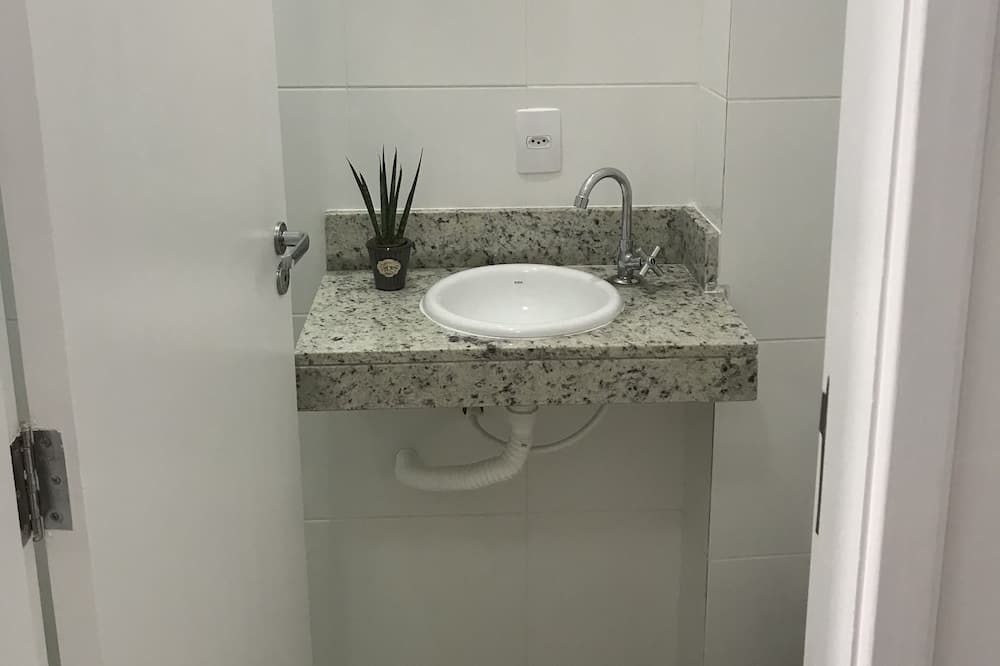Photo of Bathroom in Parque Enseada