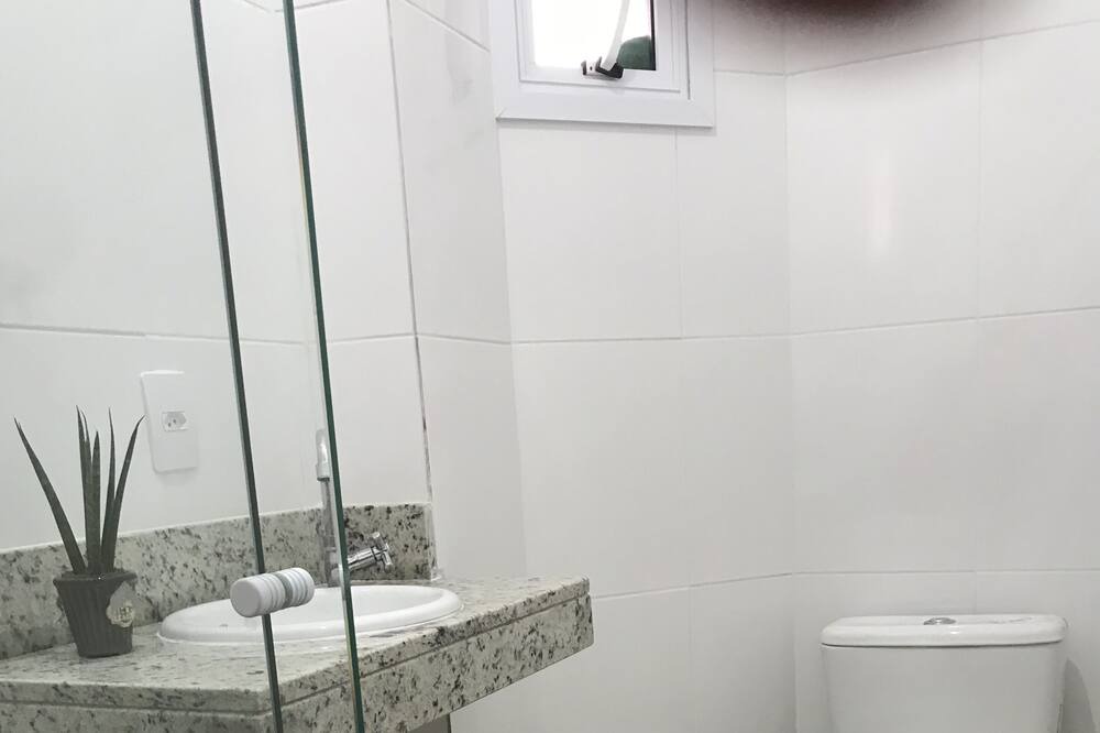 Photo of Bathroom in Parque Enseada