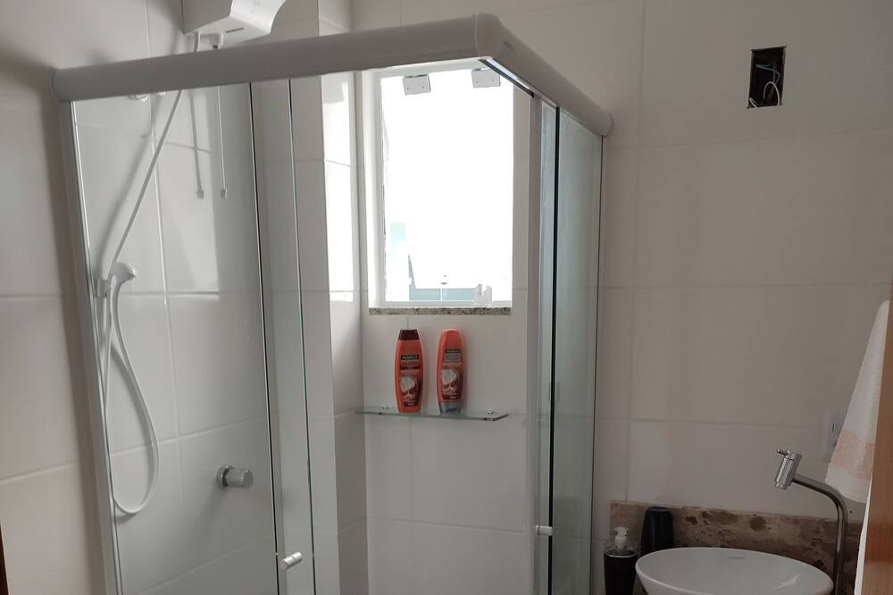 Photo of Bathroom in Capivari
