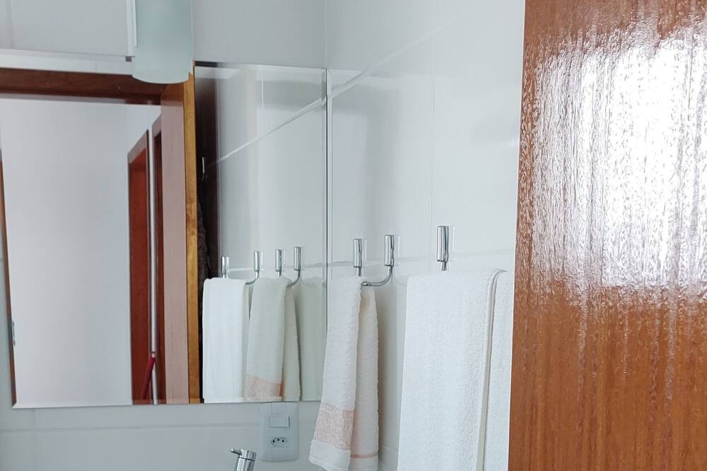 Photo of Bathroom in Capivari