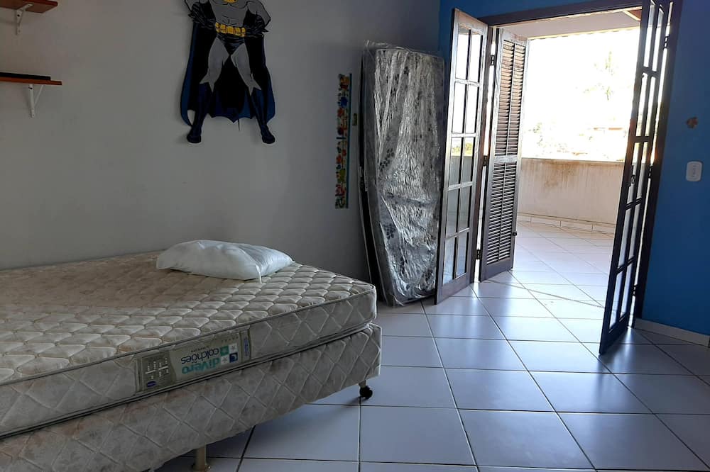 Photo of Bedroom in Jardim das Cancoes