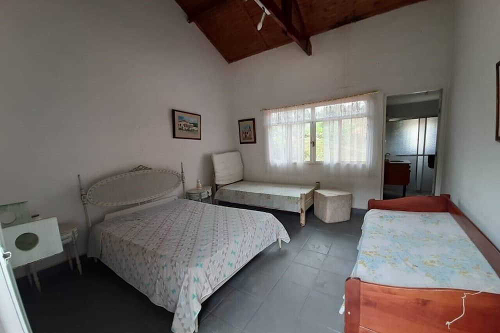 Photo of Bedroom in Piracaia