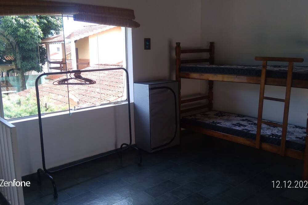 Photo of Bedroom in Piracaia