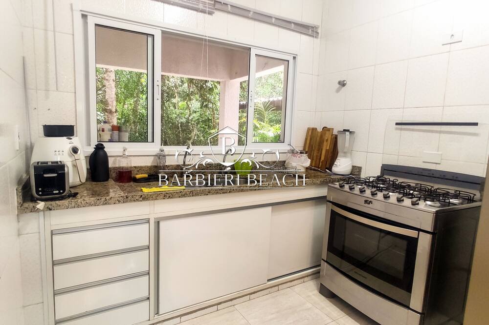 Photo of Kitchen in Costa do Sol