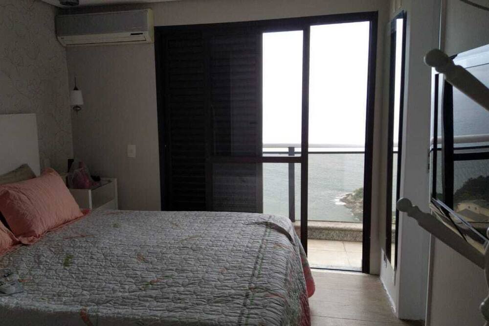 Photo of Bedroom in Jardim Mar e Ceu