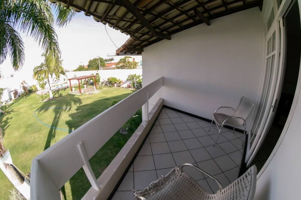 Photo of Patio Balcony in Aruana