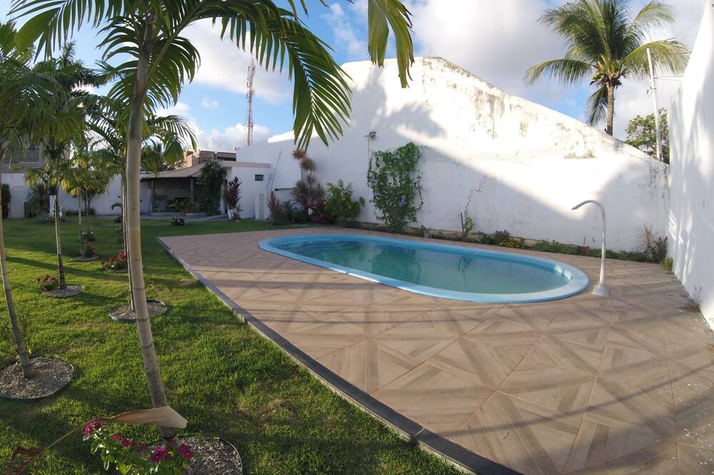 Photo of Outdoor in Aruana