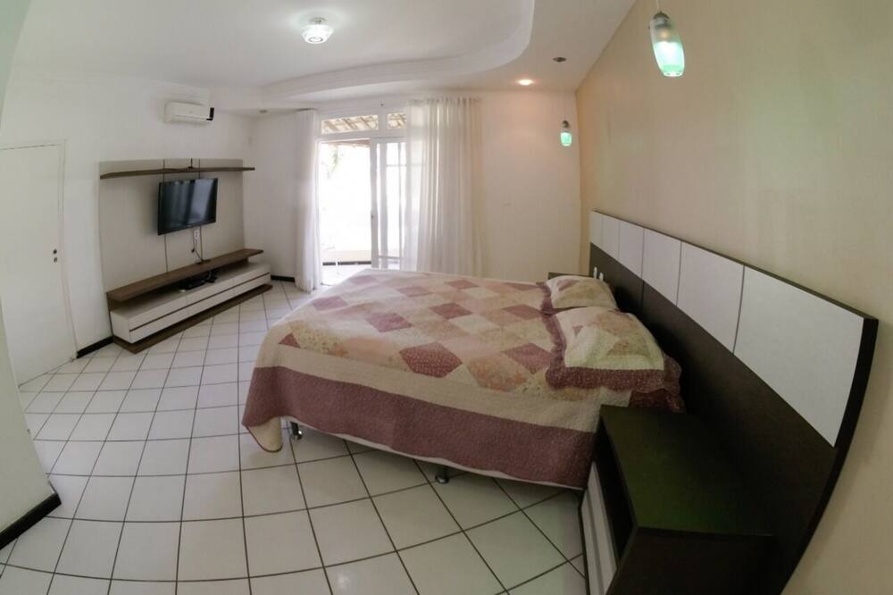 Photo of Bedroom in Aruana
