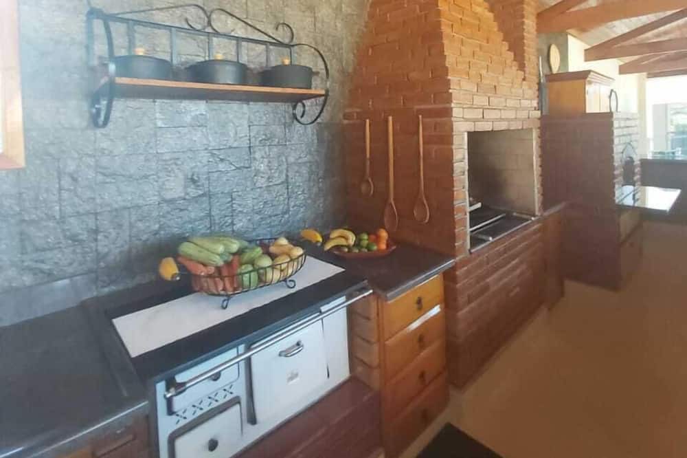 Photo of Kitchen in Piracaia