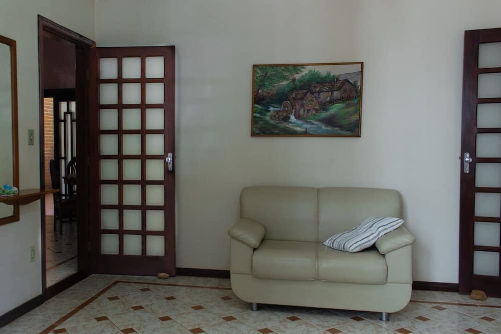 Photo of Livingroom in Monte Alegre do Sul