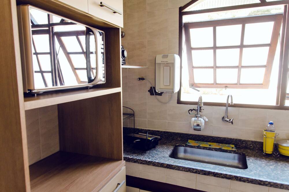 Photo of Kitchen in Chacaras Fernao Dias