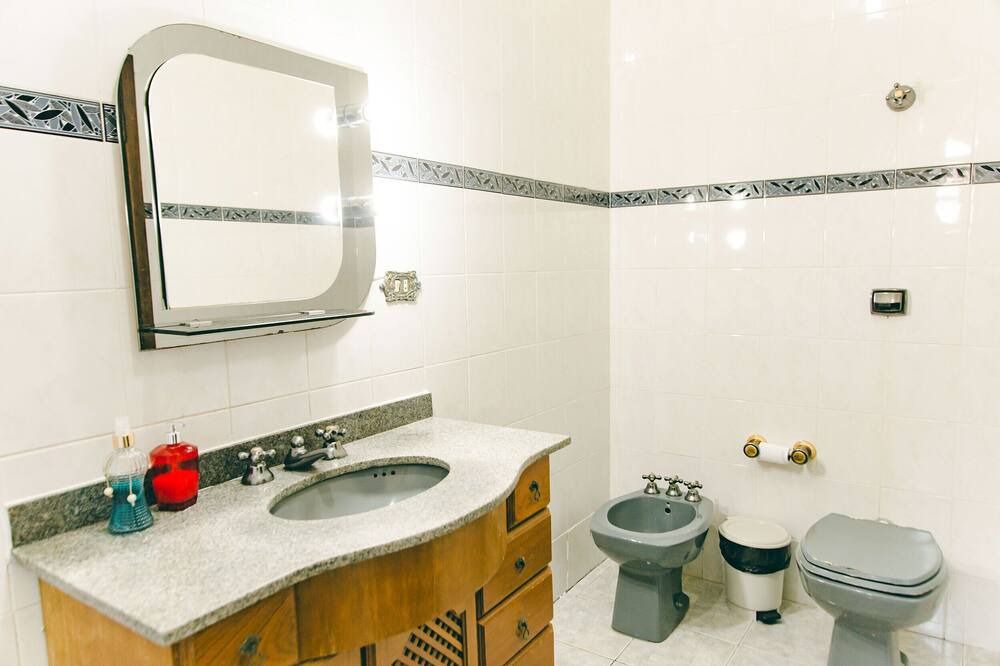 Photo of Bathroom in Chacaras Fernao Dias