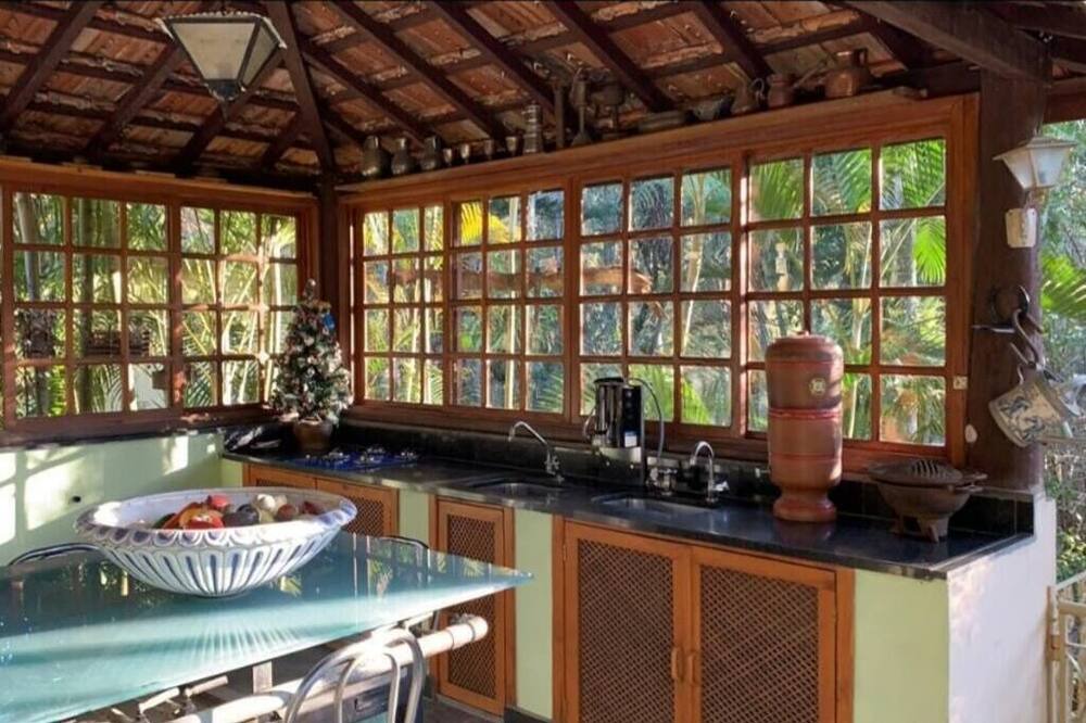 Photo of Kitchen in Embu das Artes